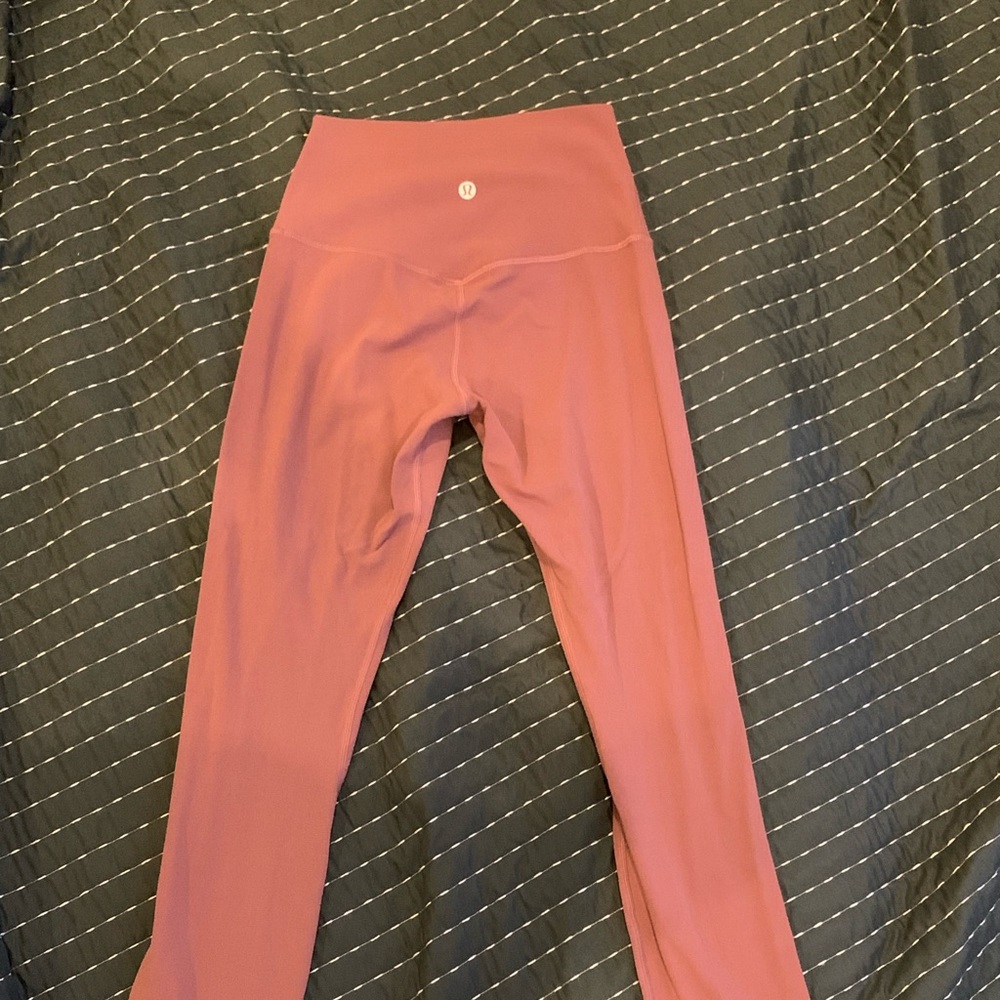 pink womens lulu lemon leggings